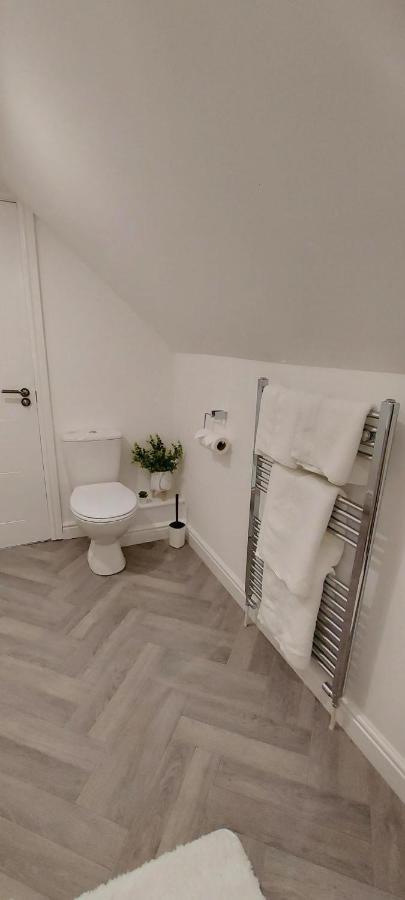 The Paget Suite Great Wyrley Buitenkant foto